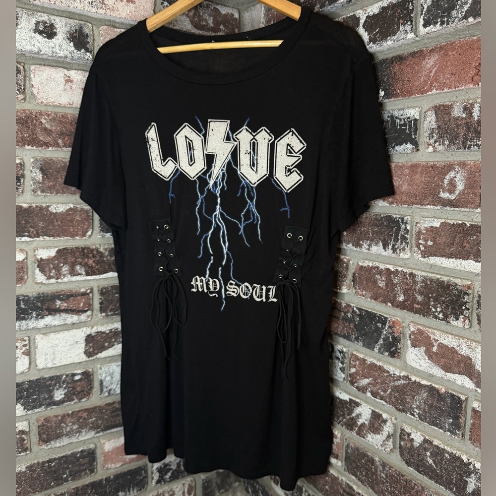Vintage Rocker Love My Soul Lightning Bolt Lace Up Graphic Tee/Tunic